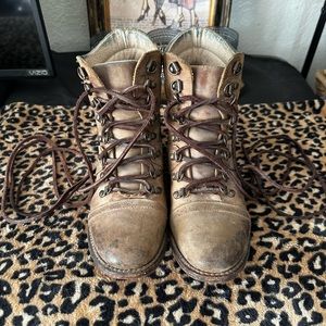 Freebird by Steven Combat boot size 7